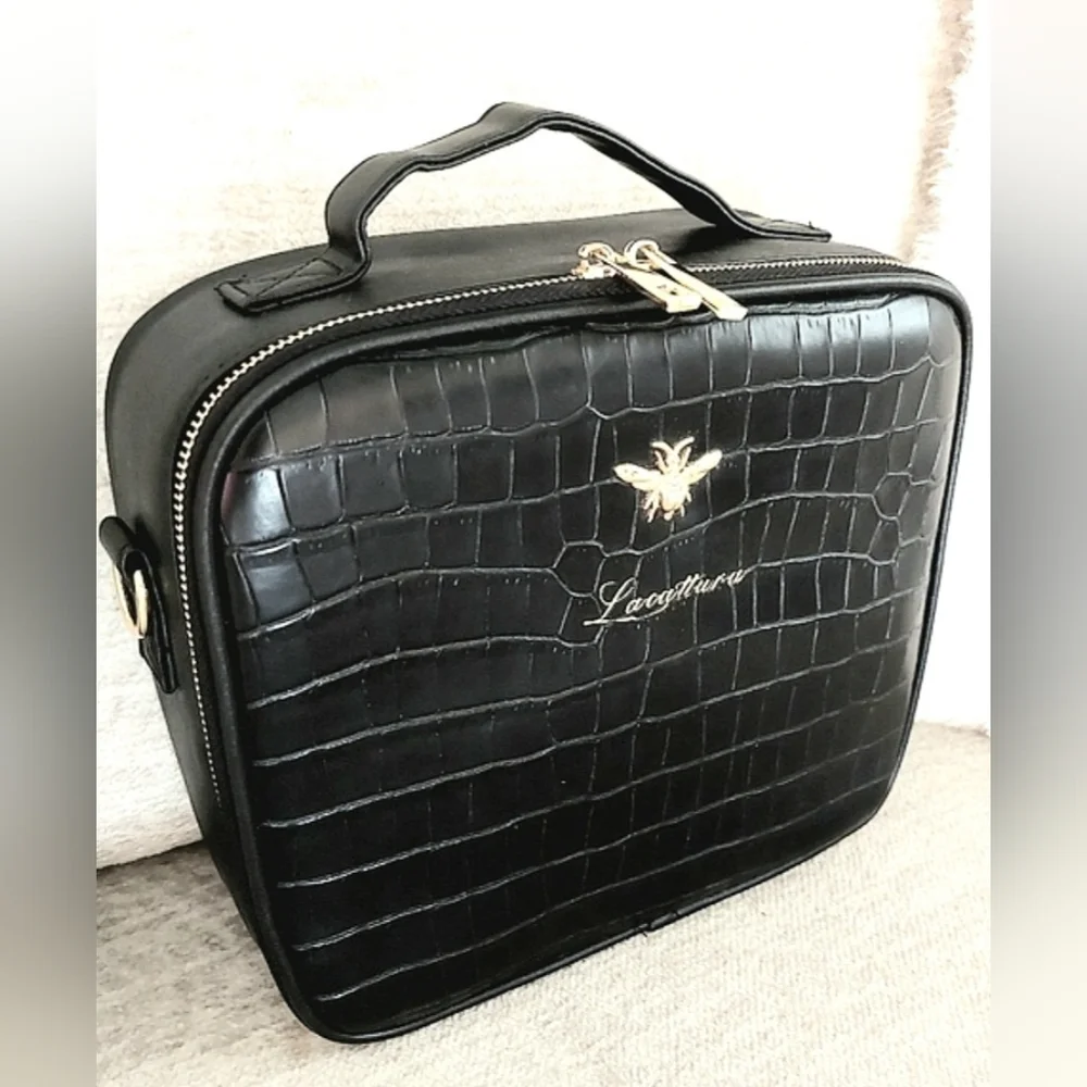 LACATTURA Croc-Embossed Multipurpose Makeup Bag NWOT - Picture 2 of 12